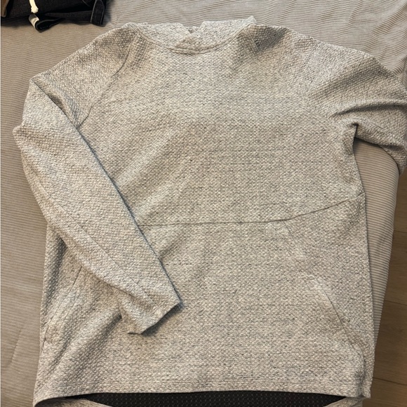 Lululemon at ease hoodie Heather Grey Size Large - Picture 1 of 2
